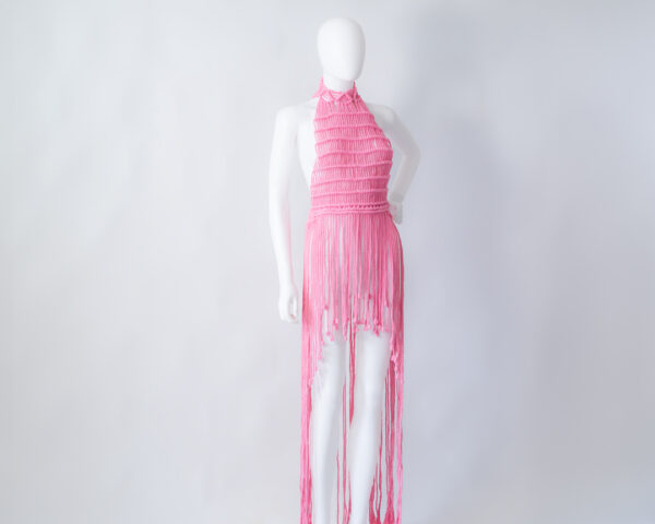 DSC02736-Bearbeitet Makramee Kleid in Grau & Pink – Boho-Verführung für Sommerfeste & intime Momente